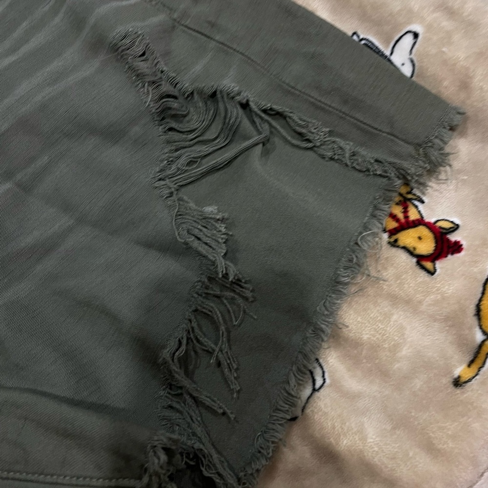 NWT High rise mom shorts - Picture 5 of 6